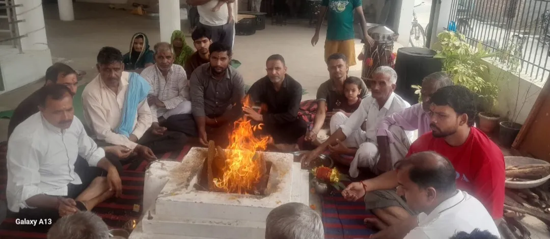 सरसावा: ग्राम सैदपुरा में श्री खेड़ा एवं शिव मंदिर में वैदिक मंत्रोच्चार के साथ यज्ञ एवं हवन संपन्न, प्रसाद वितरण किया