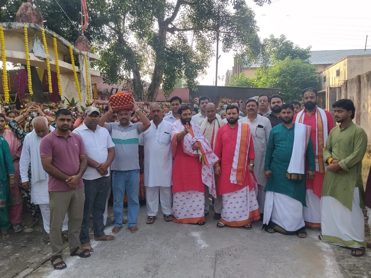 सरसावा: शुगर फैक्ट्री में कल शिव महापुराण कथा का शुभारंभ, शाम 4:30 बजे निकली भव्य कलश यात्रा