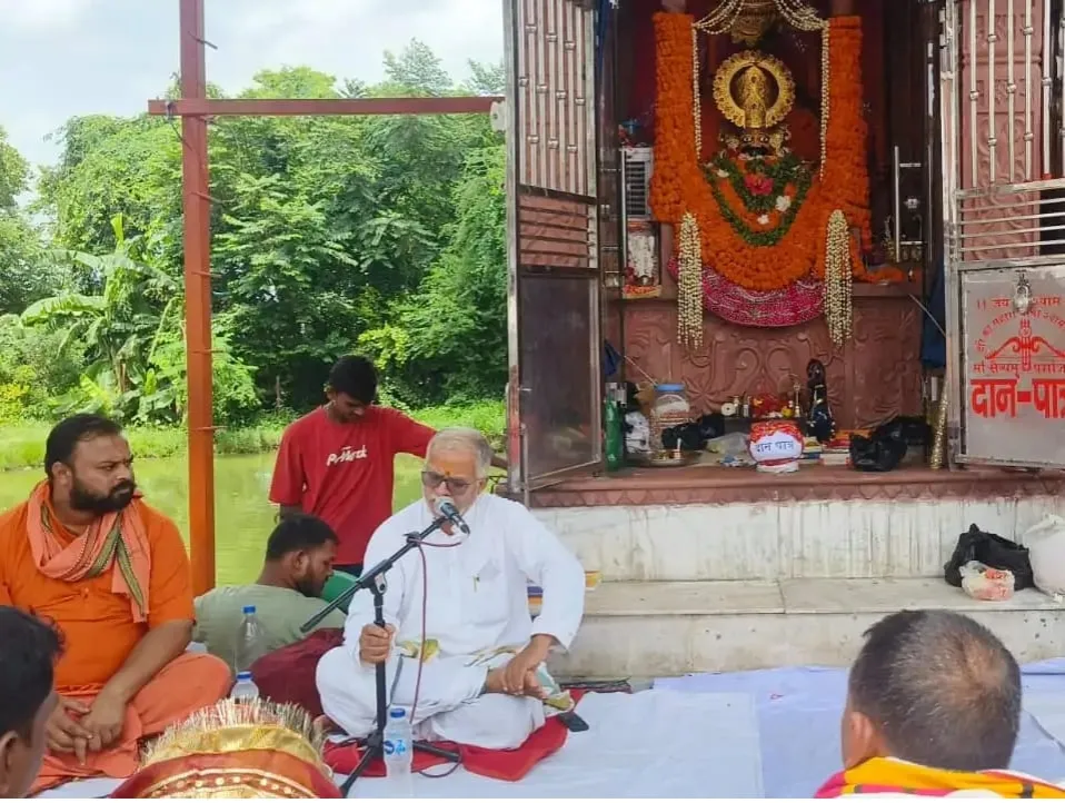घघसरा बाजार मे खाटू श्याम मंदिर के सालगिरह पर धार्मिक कार्यक्रम आयोजन