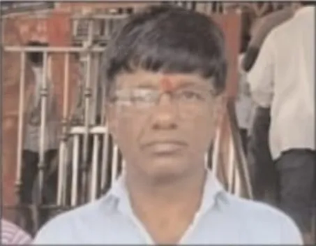 चार दिनो से पता नही चल पाया विनोद कुमार गुप्ता 
अपनी दुकान से कही चले गये