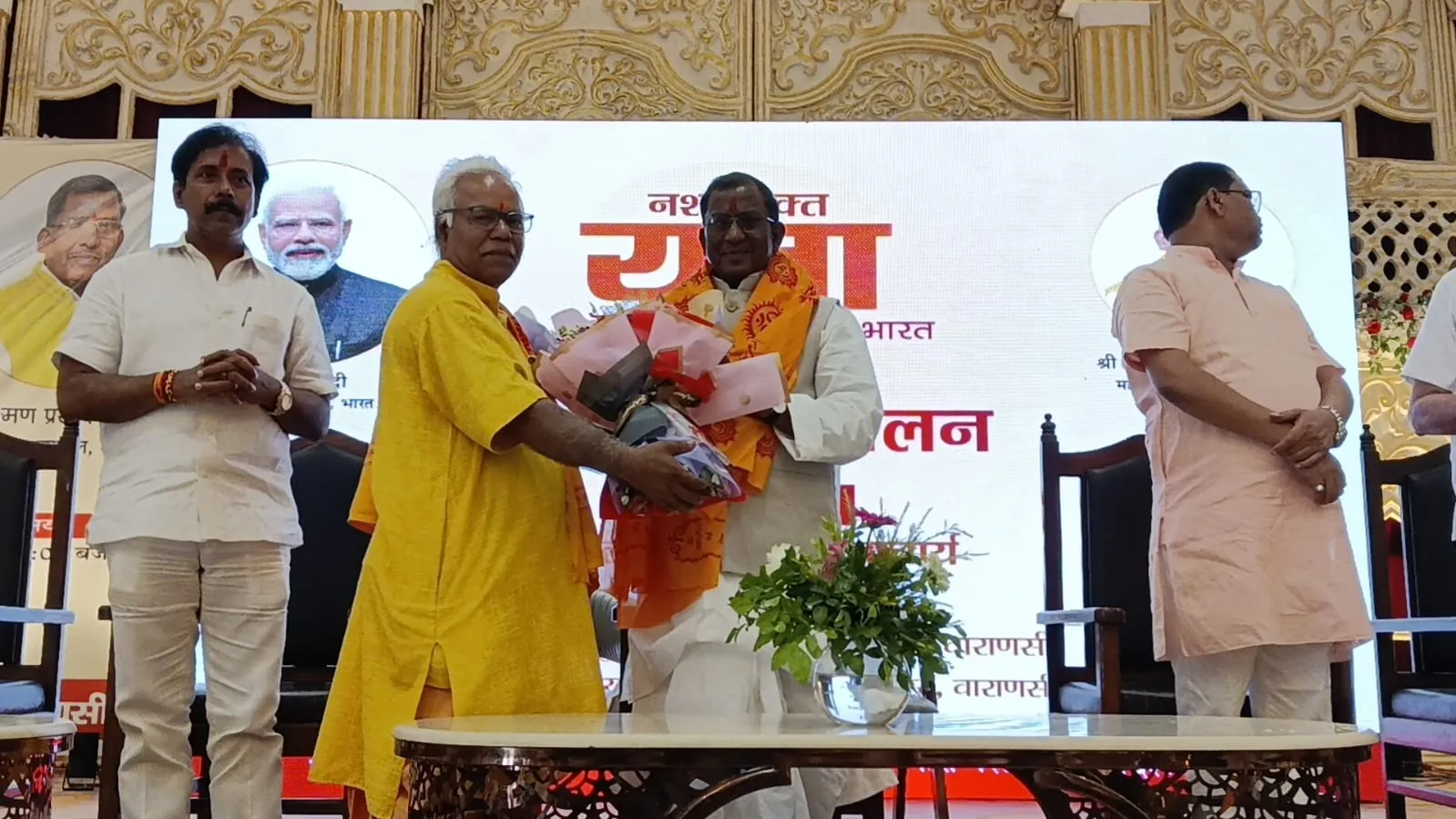 गायत्री शक्तिपीठ वाराणसी द्वारा वाराणसी में नशा मुक्त भारत अभियान कार्यक्रम का संयोजन