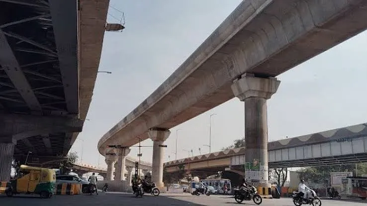 इंदौर का लवकुश चौराहा बना विकास का नया प्रतीक: प्रदेश के पहले डबल डेकर ब्रिज से मिली ट्रैफिक जाम से बड़ी राहत*