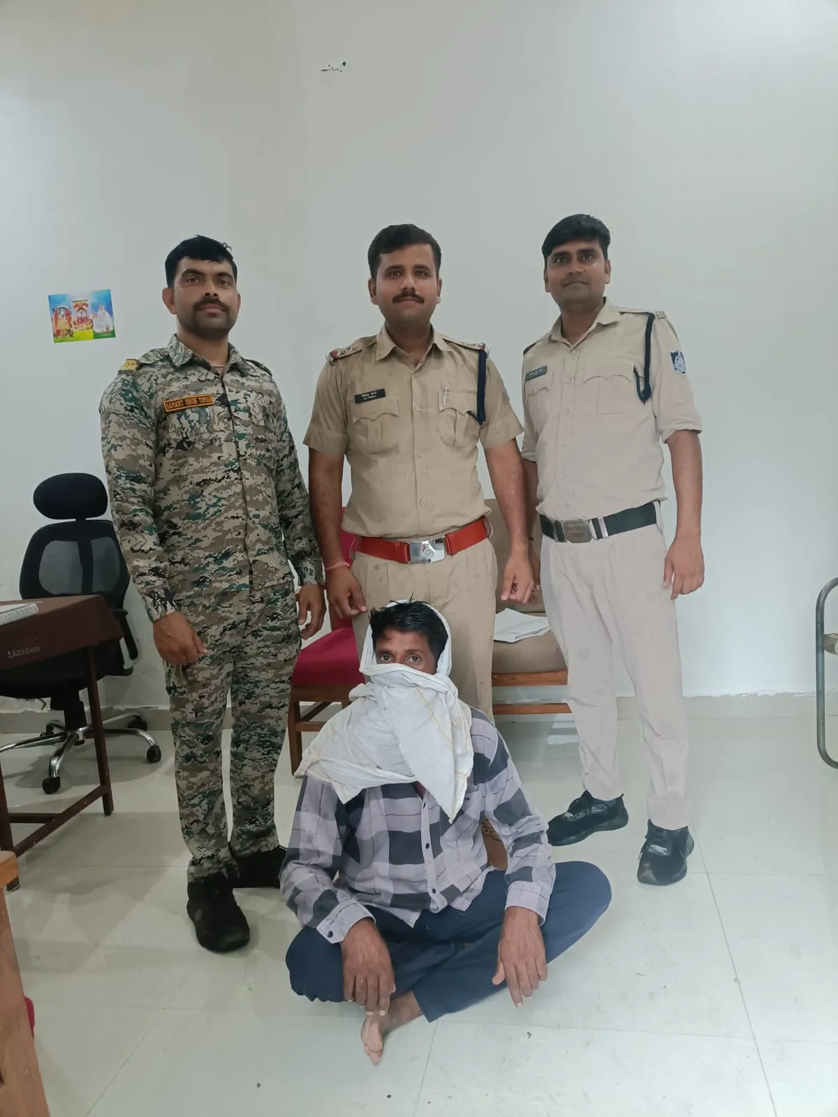 हत्या के प्रयास का आरोपी 24 घंटे के भीतर गिरफ्तार, अवैध कट्टा बरामद*