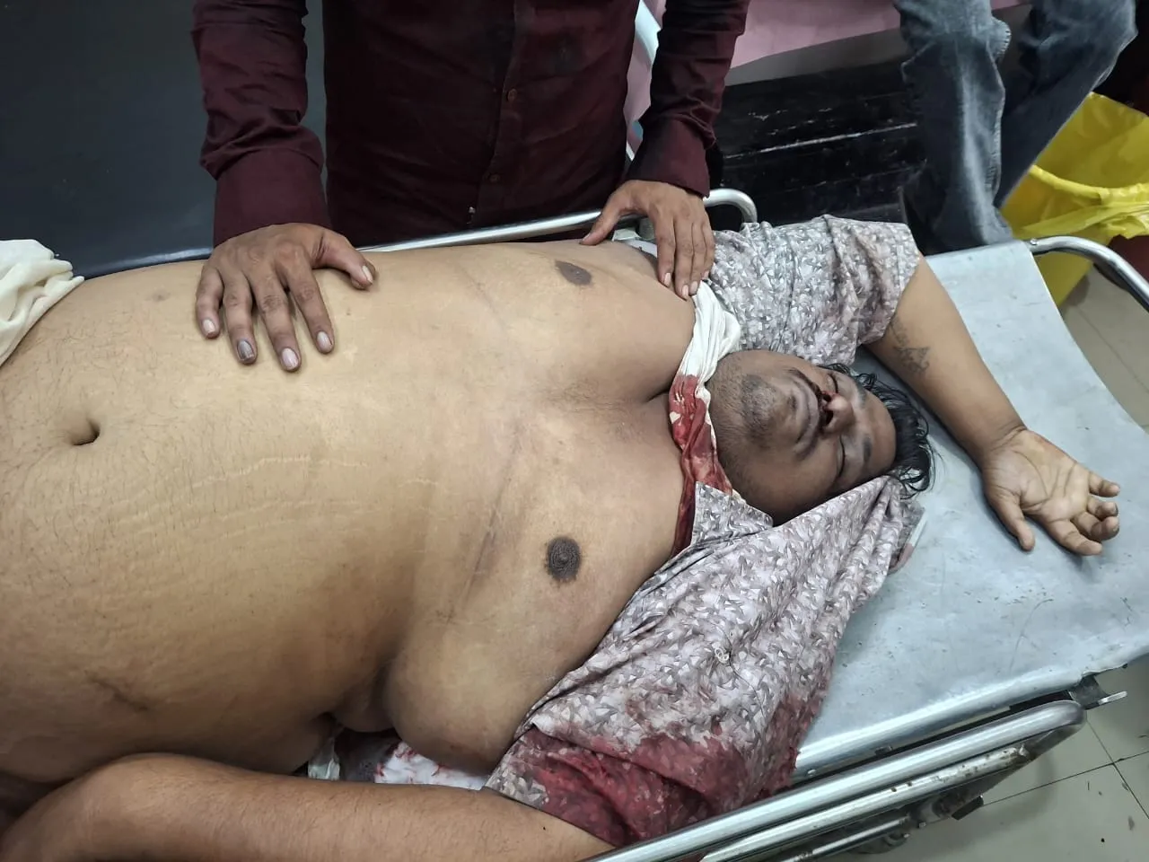 पट्टे की जमीन के विवाद में ASI ने चार सगे भाइयों पर दागी गोली, लाइव वीडियो आया सामने, एक की मौत
राजगढ़ जिले के तलेन थाना
