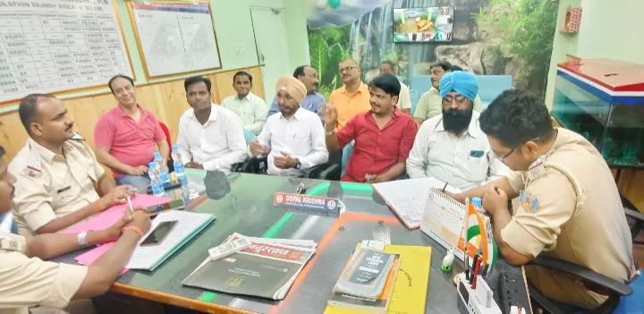 JAMSHEDPUR : ईद मिलादुन्नबी को लेकर साकची थाना में शांति समिति की बैठक संपन्न