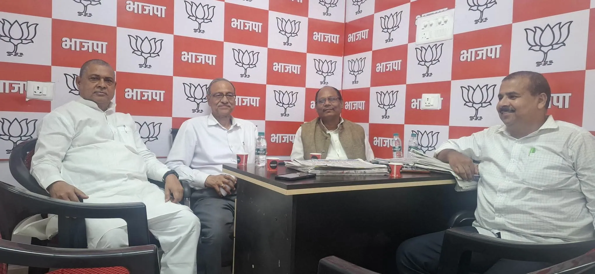 बिहार प्रदेश भाजपा कार्यालय पटना में पदाधिकारी एवं कार्यकर्ताओं से आत्मीय मुलाकात