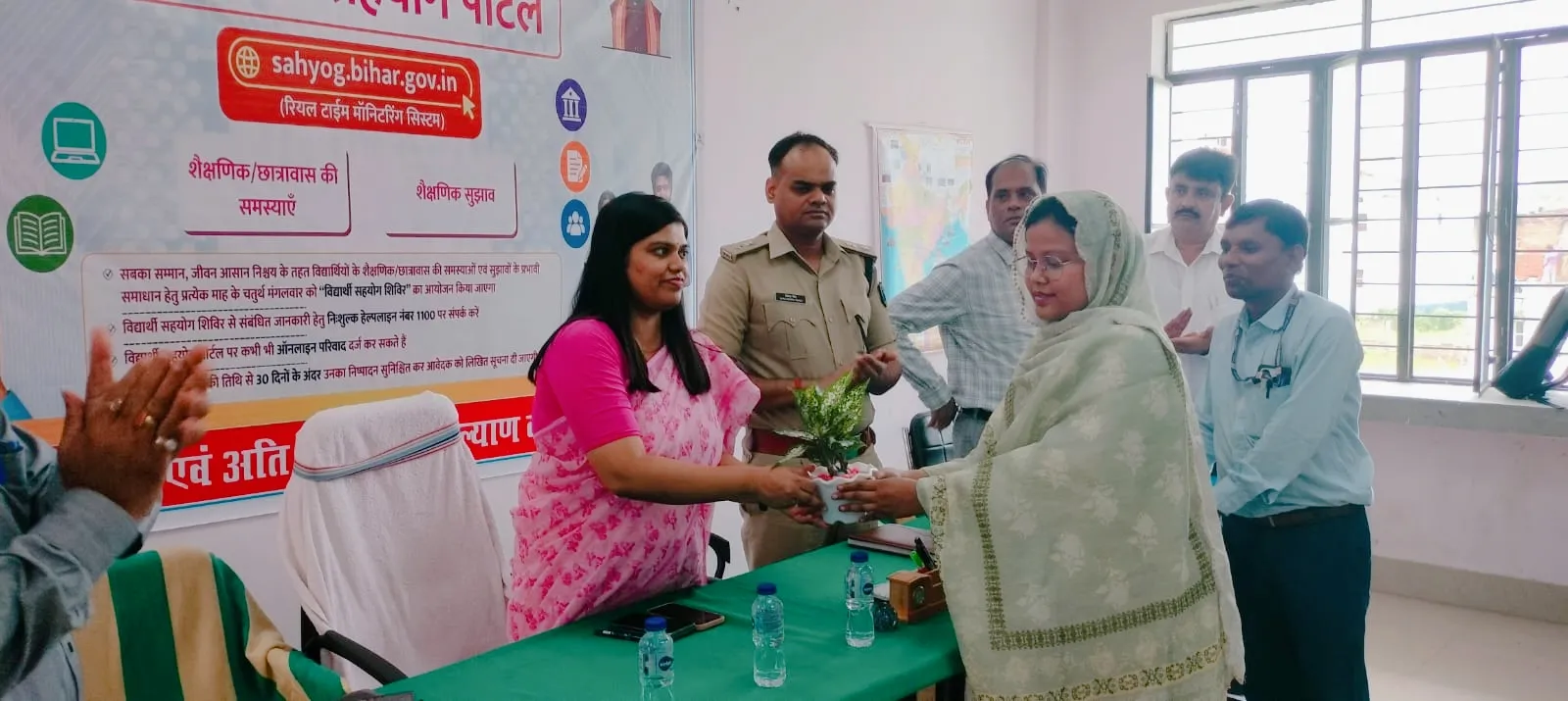 शिवहर में विद्यार्थी सहयोग शिविर: छात्रों की समस्याओं पर डीएम ने लिया त्वरित संज्ञान,