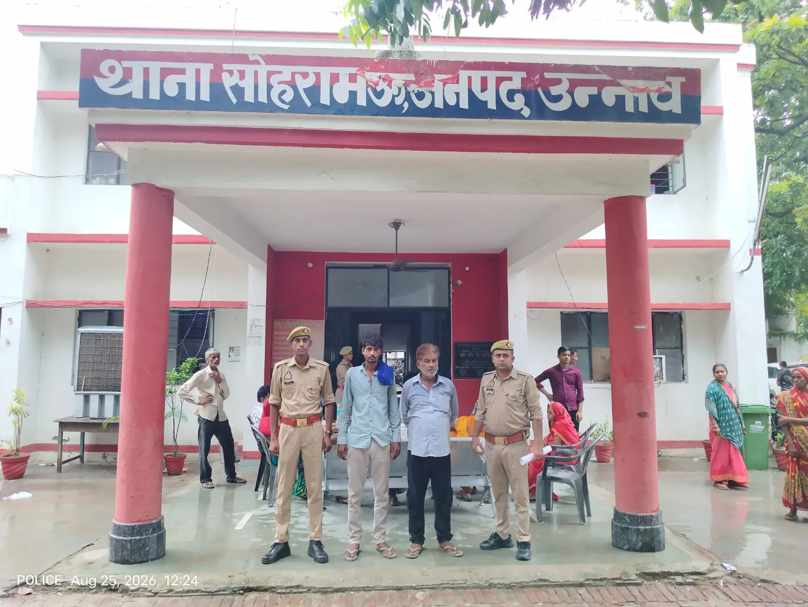 सोहरामऊ पुलिस ने दो वारंटी अभियुक्तों को किया गिरफ्तार, न्यायालय में किया पेश