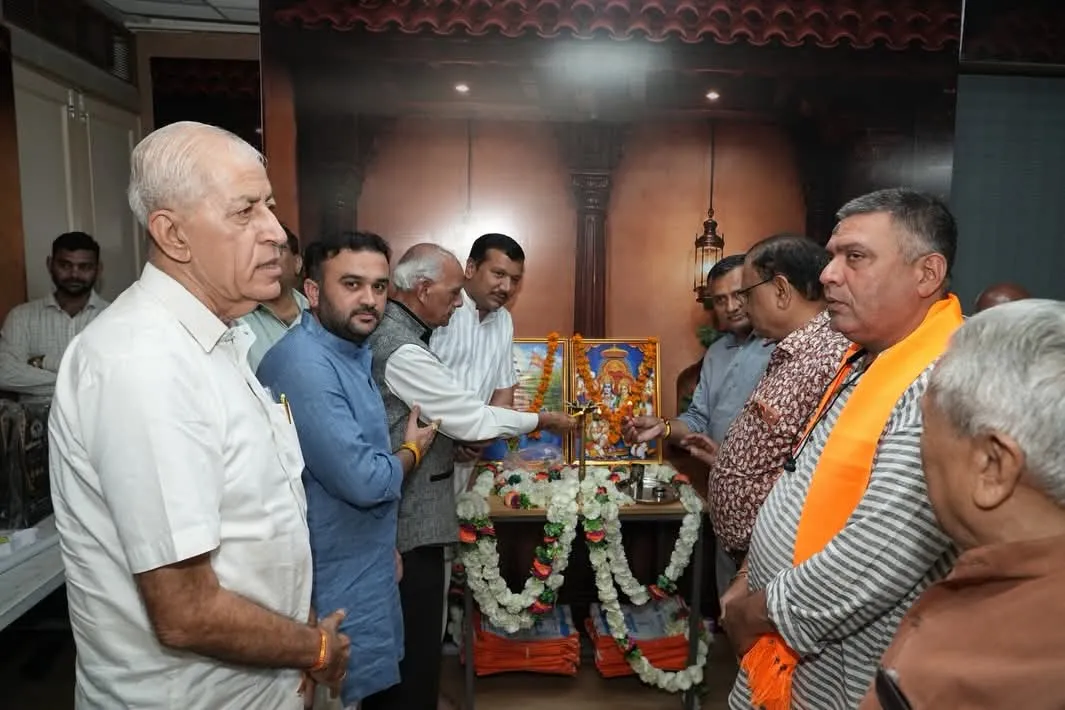 ભવ્ય તાવા પ્રસાદ કાર્યક્રમ સંપન્ન : જન્માષ્ટમી મહોત્સવ 2026ની થીમનું પૂ. અપૂર્વમુની સ્વામીના હસ્તે અનાવરણ...