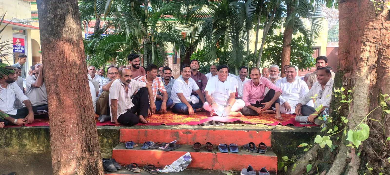 भाजपा कार्यकर्ताओं का धरना: मंडल अध्यक्ष के खिलाफ टिप्पणी का वीडियो वायरल करने पर आईटी एक्ट व मानहानि के मुकदमे की मांग