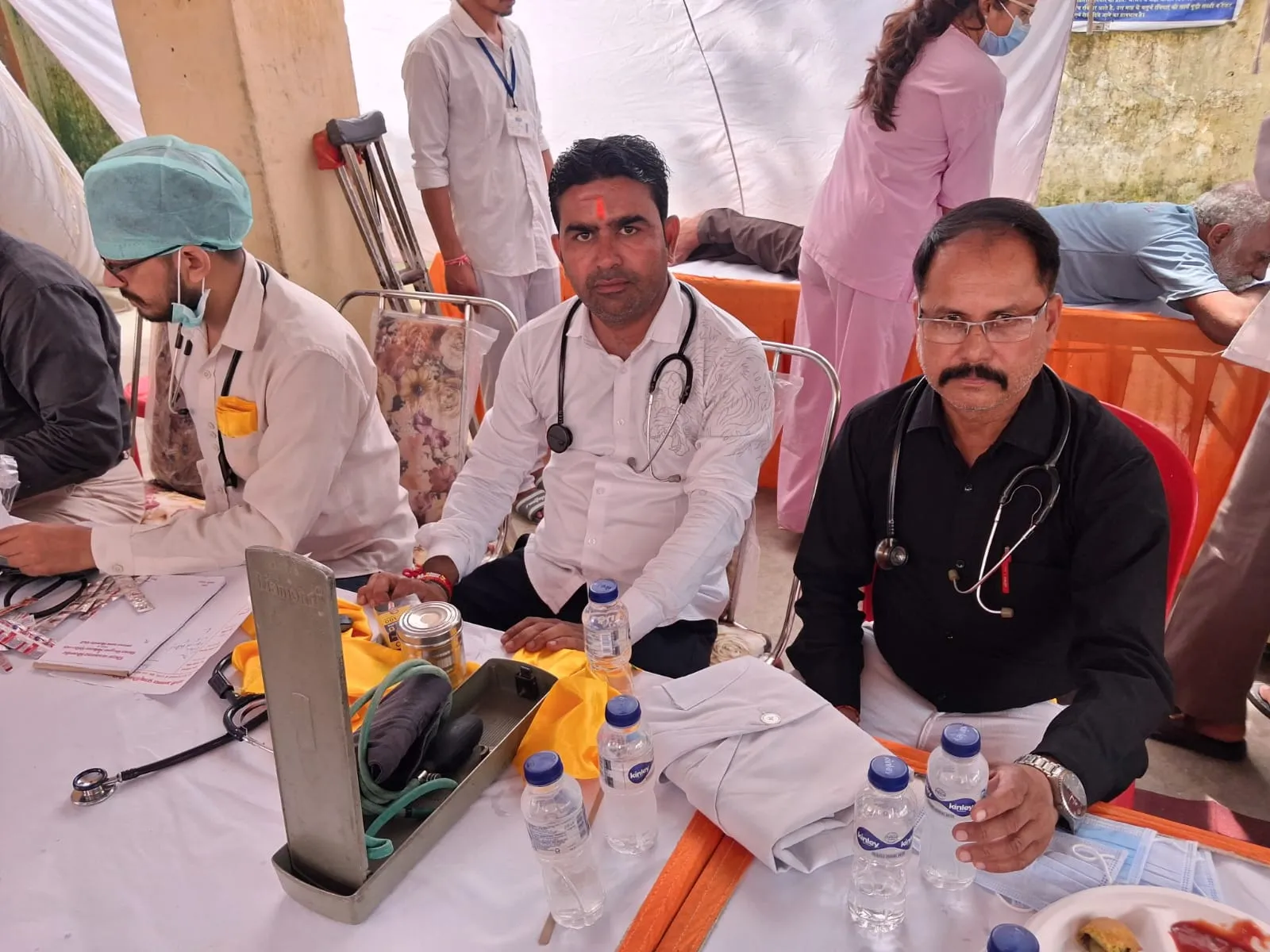 जिला कारागार बिजनौर में लगा विशाल चिकित्सा शिविर, विशेषज्ञ चिकित्सकों ने बंदियों और कारागार कर्मियों का किया स्वास्थ्य प