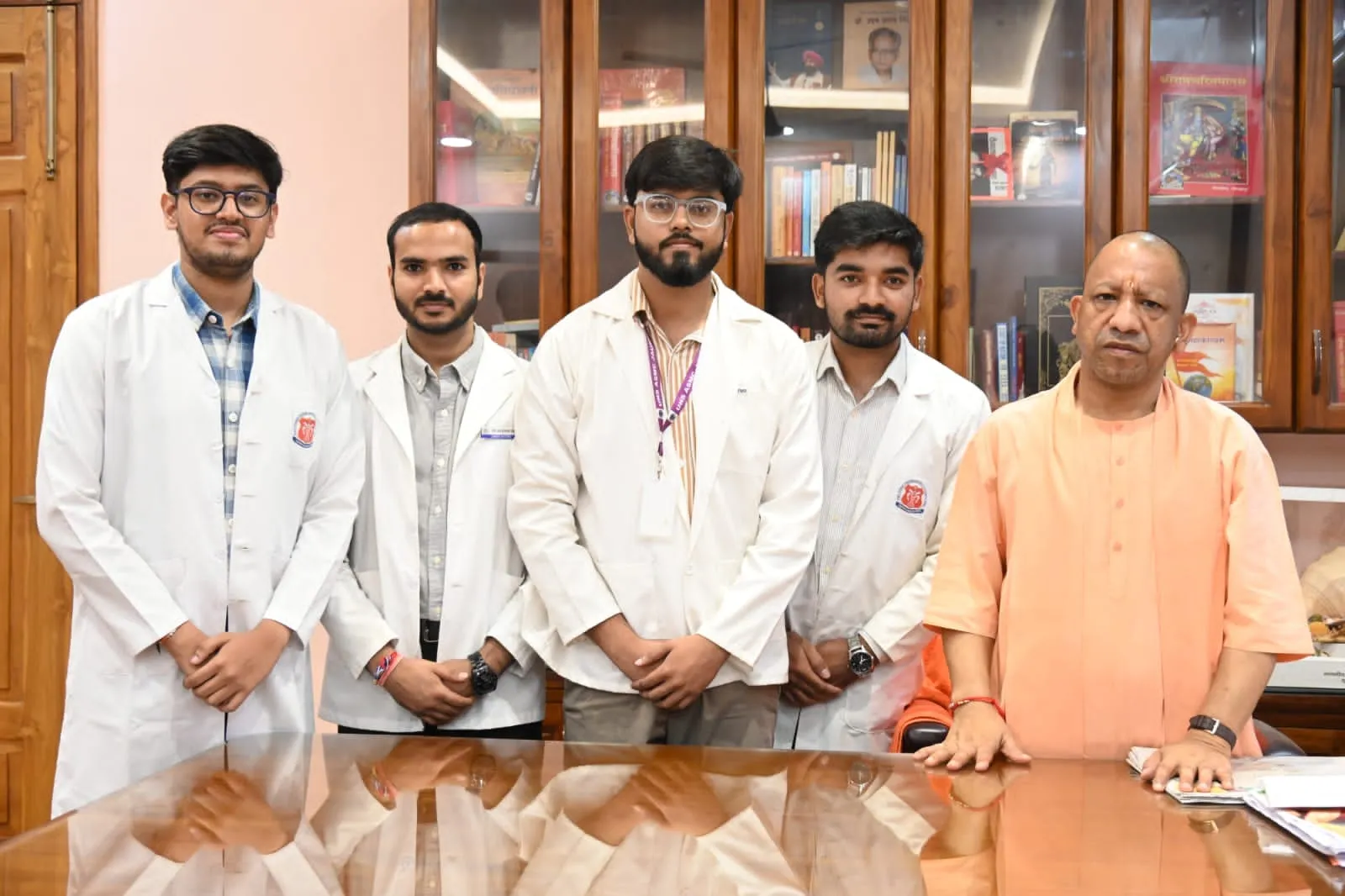 लखनऊ: उत्तर प्रदेश में MBBS एवं BDS इंटर्न्स का मासिक स्टाइपेंड ₹12,000 से बढ़ाकर ₹25,000
