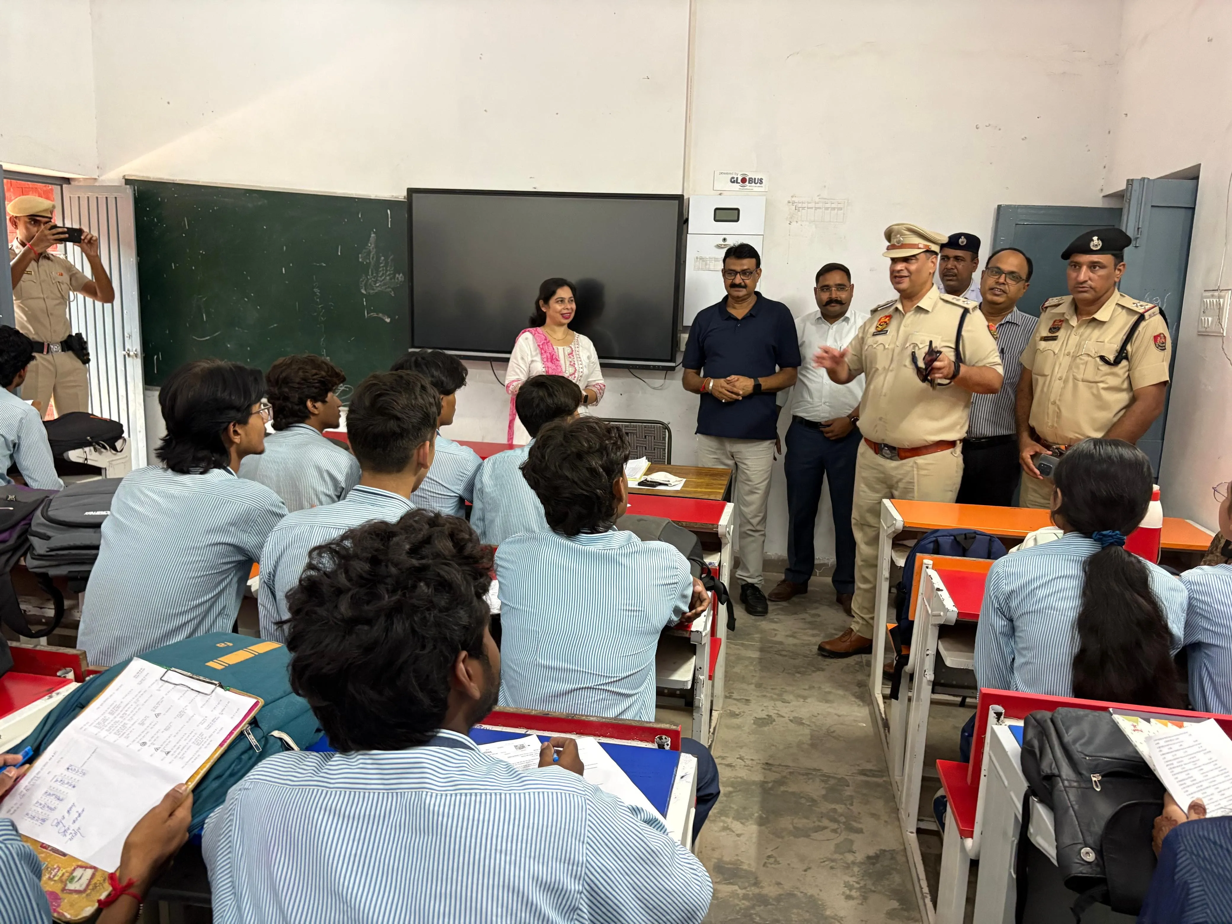सड़क सुरक्षा क्विज प्रतियोगिता में 1.70 लाख विद्यार्थियों ने लिया हिस्सा, एसपी दीपक सहारन ने किया निरीक्षण