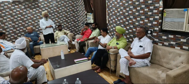 JAMSHEDPUR : जमशेदपुर ट्रक एंड ट्रेलर ऑनर्स वेलफेयर एसोसिएशन होगा अब 'कोल्हान ट्रांसपोर्ट वेलफेयर एसोसिएशन'