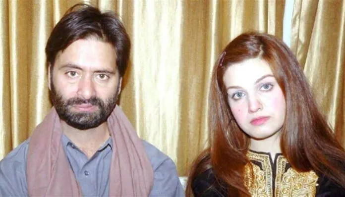 Yasin Malik decides to divorce his Pakistani wife Mushaal Malik, requests capital punishment in Sarla Bhat murder case.