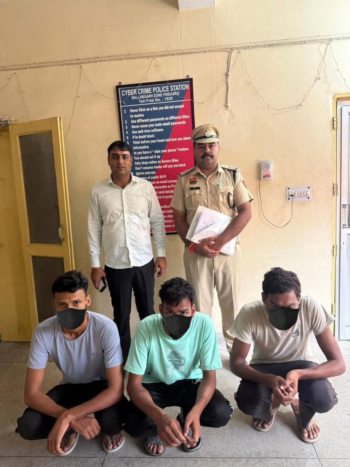 *इलेक्ट्रिक चार्जिंग स्टेशन प्रोजेक्ट में निवेश के नाम पर साइबर ठगी, 3 आरोपित गिरफ्तार*