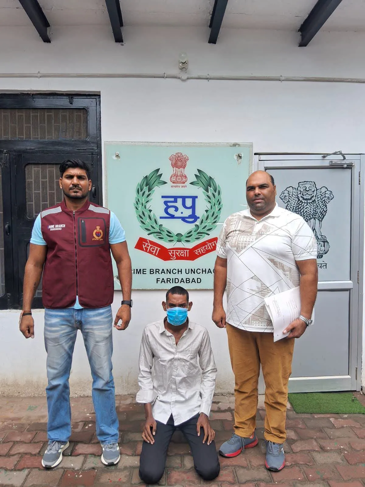 *मोबाइल छीना, फिर यूपीआई के माध्यम से निकाल लिये 91 हजार रुपये*