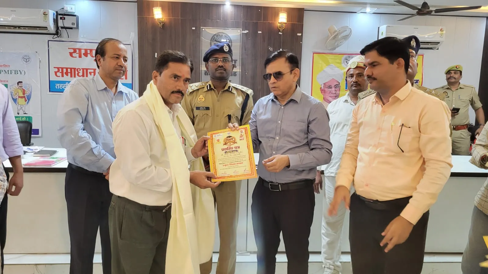 सभी तहसीलों में आयोजित हुआ संपूर्ण समाधान दिवस, अधिकारियों ने सुनीं जनसामान्य की समस्याएं