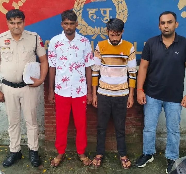 स्विफ्ट कार चोरी के मामले में दो शातिर आरोपी दबोचे।*