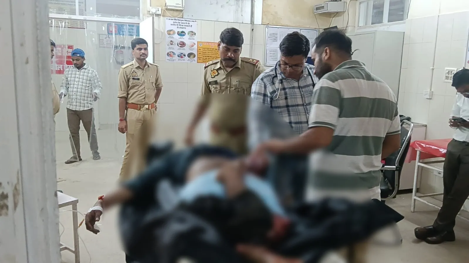सदर कोतवाली क्षेत्र अंतर्गत नवीन मंडी के पास रविवार को हुए सड़क हादसे में दो लोग घायल