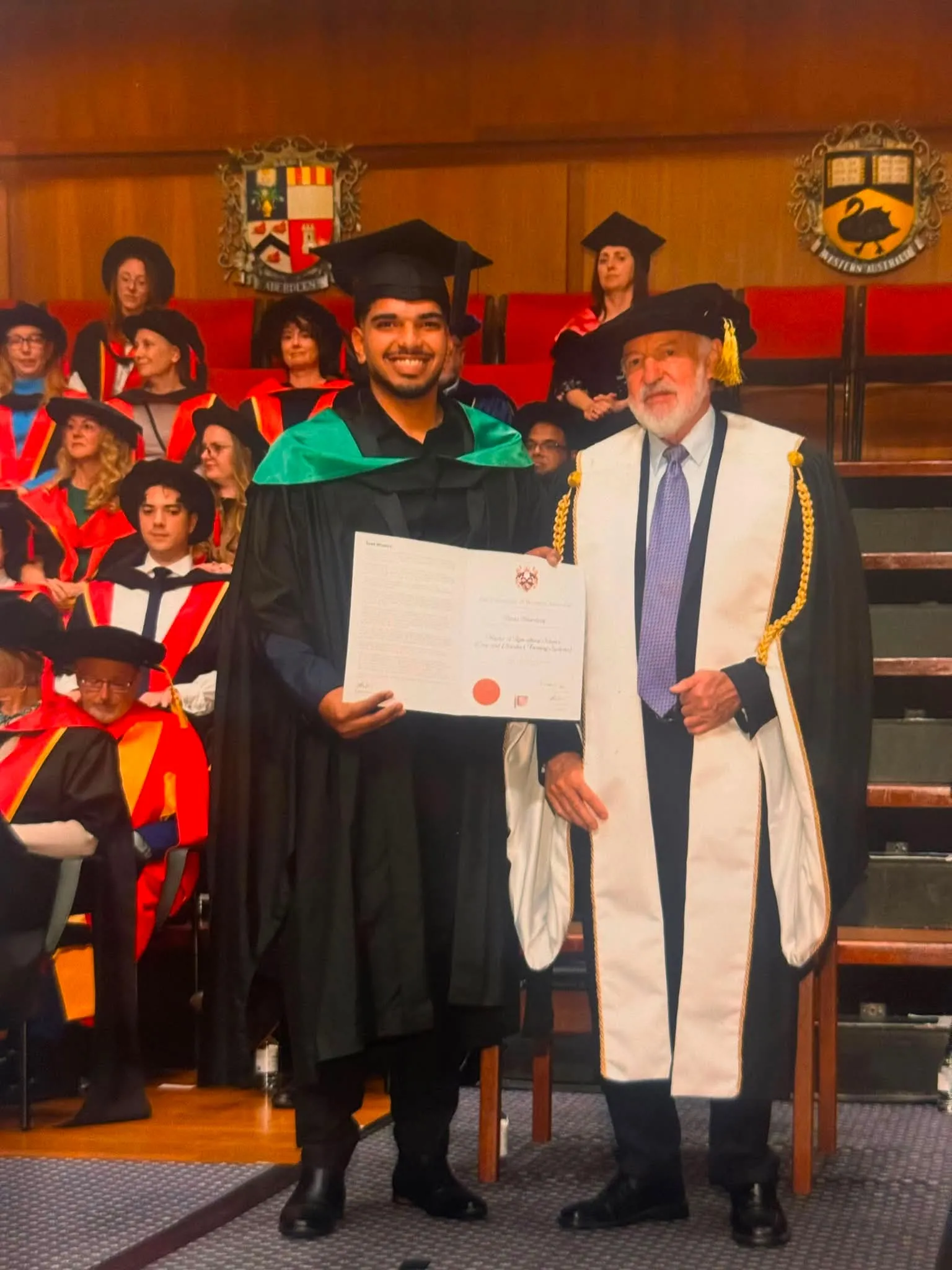 यूनिवर्सिटी ऑफ वेस्टर्न ऑस्ट्रेलिया से दिवस भारद्वाज को मिली डिग्री, टॉप-10 में बनाया स्थान
