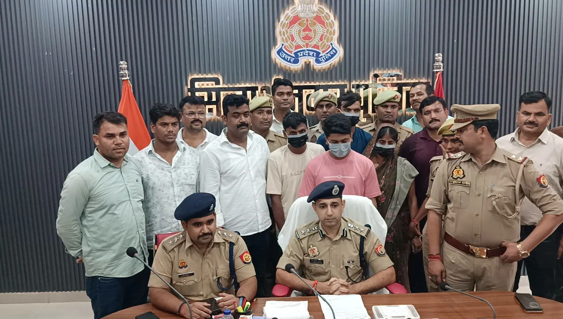 प्रेम प्रसंग, अवैध संबंध और घरेलू विवाद में हुई हरिश्चंद्र की हत्या का खुलासा, पत्नी समेत चार गिरफ्तार