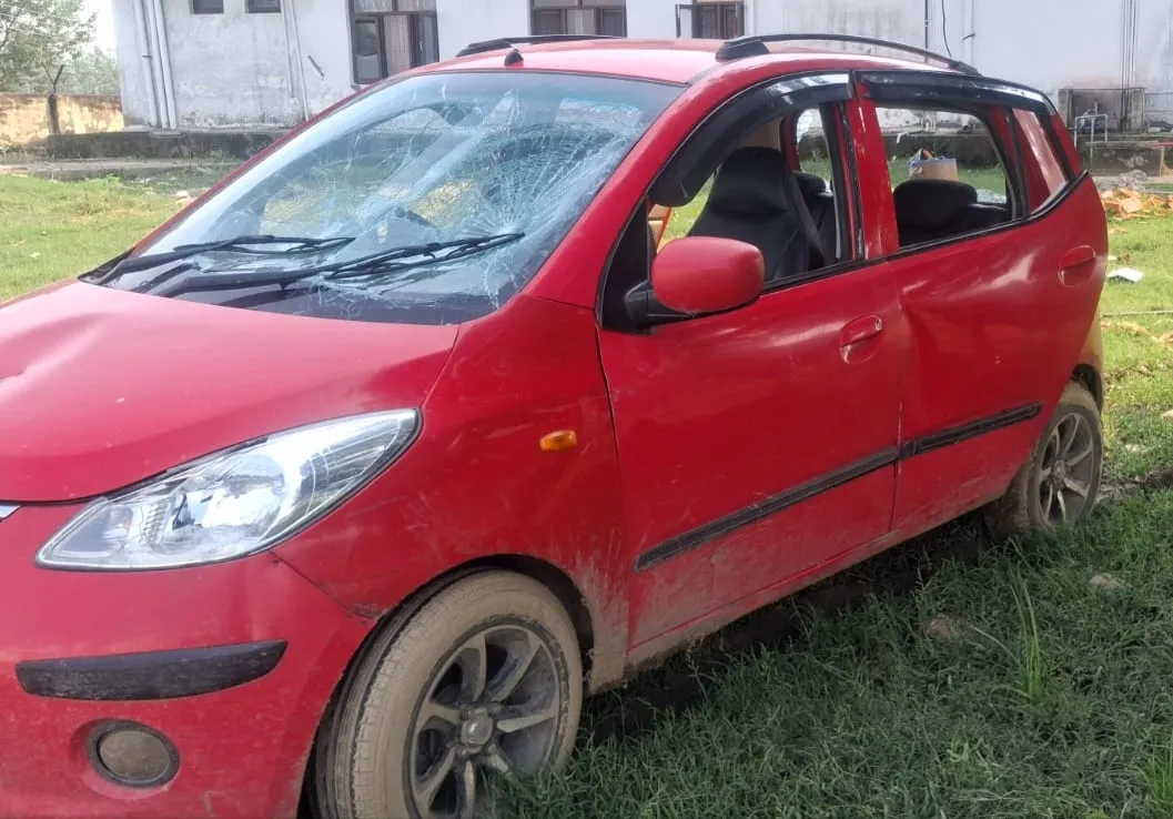 SAMBA POLICE FOILED BOVINE SMUGGLING ATTEMPT; SEIZED SANTRO CAR USED FOR ILLEGAL TRANSPORTATION, RESCUED 02 BOVINES