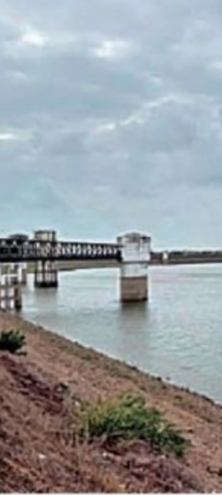 પ્રભાશ પાટણ માં હિરણ 2ડેમ ના તળિયા દેખાવા લાયગા