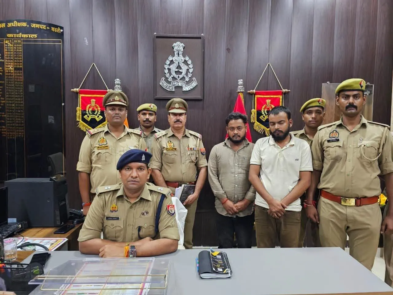 ब्रेकिंग न्यूज आगरा बस्ती में फर्जी फाइनेंसर गैंग का खुलासा, आगरा में भी गाड़ियां कब्जाने के मामलों पर उठे सवाल
