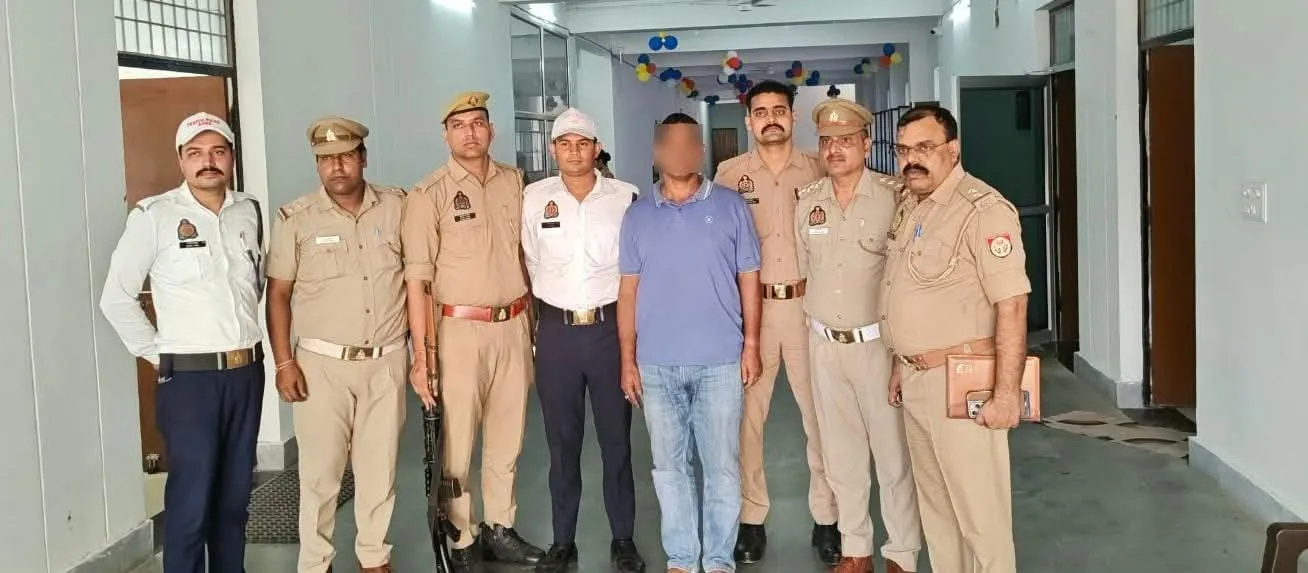 ब्रेकिंग न्यूज़ आगरा आगरा में फर्जी एंटी करप्शन अधिकारी बनकर धमकाने वाला गिरफ्तार
