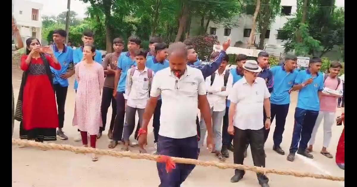 ેવગઢબારિયાની વાય.એસ. આર્ટ્સ એન્ડ કે.એસ. શાહ કોમર્સ કોલેજમાં સંયુક્ત સ્પોર્ટ ડે યોજાયો